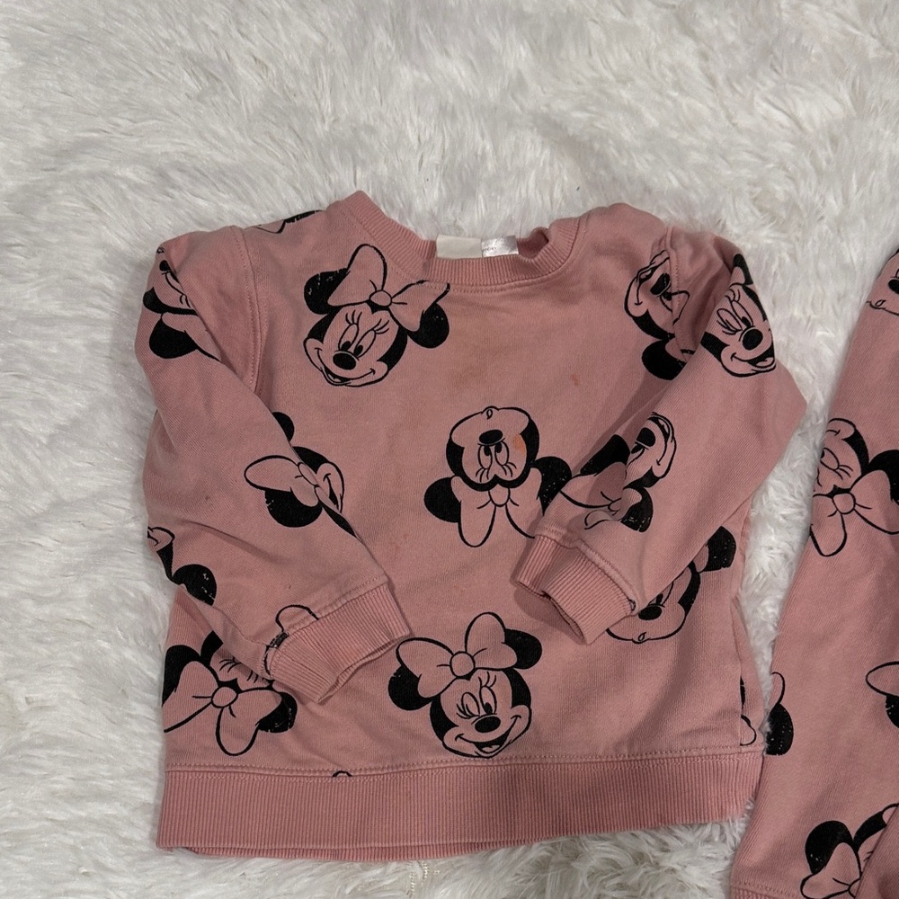 Kids Matching Set with Cartoon Print - Picture 2 of 10